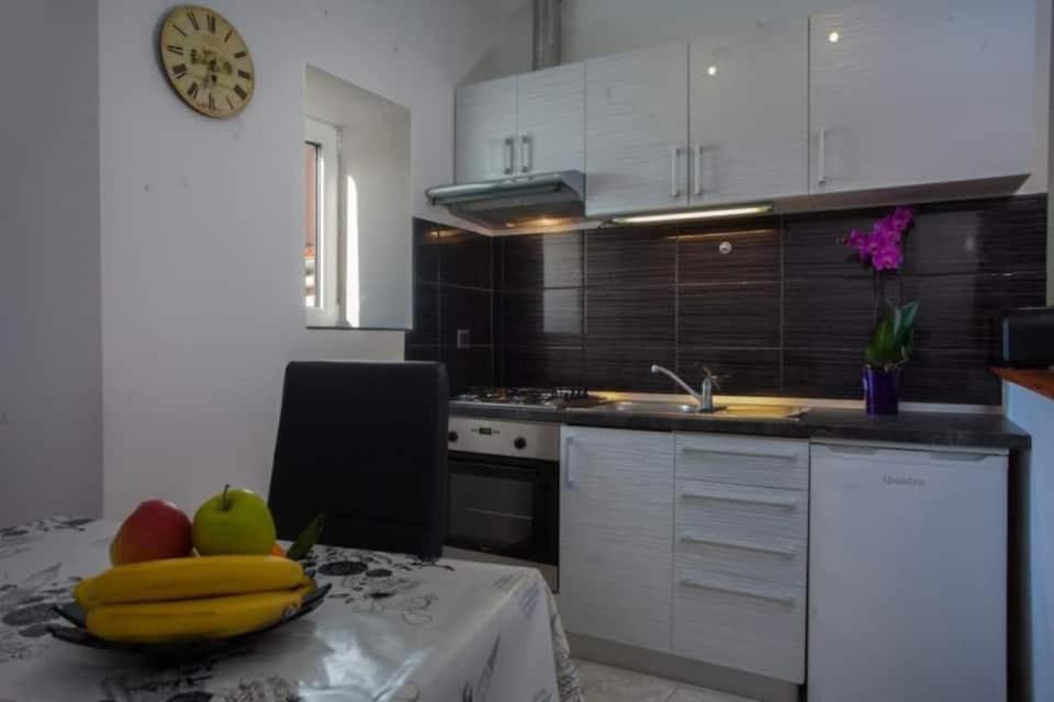 Historic Luxury Old Town Apartamento Zadar Exterior foto